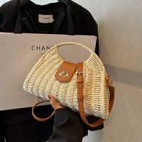 Women's Medium Summer Straw Fashion Handbag main image 3