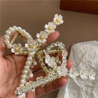 Fashion Flower Butterfly Ginkgo Leaf Imitation Pearl Alloy Rhinestone Hair Claws 1 Piece main image 5