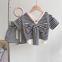 Fashion Stripe Bow Knot Cotton Spandex Polyester Girls Clothing Sets main image 2