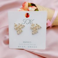 1 Pair Fashion Flower Butterfly Bow Knot Alloy Inlay Artificial Pearls Rhinestones Shell Women's Earrings sku image 8
