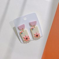 1 Pair Simple Style Flower Soft Clay Patchwork Women's Ear Studs sku image 2