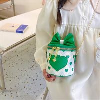 Filles Petit Faux Cuir Forme De Cœur Noeud D'arc Mignon Seau Fermeture Éclair Sac Bandoulière Sac Seau Sac À Chaîne main image 3