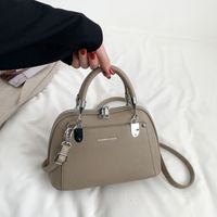 Women's Medium Pu Leather Solid Color Fashion Shell Zipper Shoulder Bag Handbag Crossbody Bag sku image 3