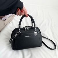 Women's Medium Pu Leather Solid Color Fashion Shell Zipper Shoulder Bag Handbag Crossbody Bag sku image 2