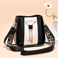 Women's Medium Pu Leather Color Block Fashion Bucket Zipper Shoulder Bag Crossbody Bag Bucket Bag main image 4