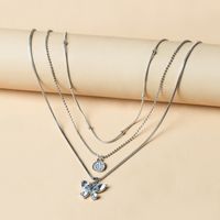 1 Piece Fashion Snake Butterfly Alloy Pearl Inlay Artificial Diamond Women's Pendant Necklace sku image 3