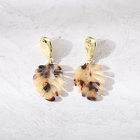 1 Pair Fashion Leaves Plastic Resin Gold Plated Women's Drop Earrings main image 3