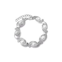 Simple Style Geometric Alloy Inlay Artificial Pearls Rhinestones Women's Bracelets main image 2