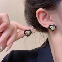 1 Pair Fashion Heart Shape Alloy Spray Paint Women's Ear Studs main image 5