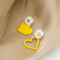 1 Pair Fashion Heart Shape Flower Alloy Stoving Varnish Women's Ear Studs main image 1