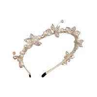 Women's Retro Leaf Round Flower Metal Inlay Rhinestones Pearl Hair Band main image 2