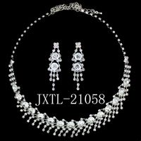 1 Set Fashion Tassel Imitation Pearl Rhinestone Women's Earrings Necklace sku image 1