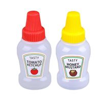 Deux Petites Bouteilles En Plastique De Sauce Tomate À Salade Portables main image 3