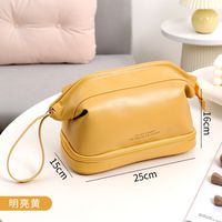 Women's Medium All Seasons Pu Leather Canvas Letter Solid Color Fashion Pillow Shape Zipper Cosmetic Bag sku image 9