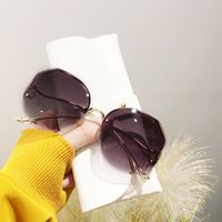 Fashion Pc Polygon Frameless Women's Sunglasses main image 4