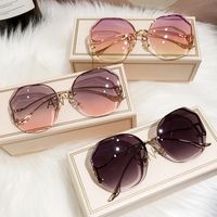 Fashion Pc Polygon Frameless Women's Sunglasses main image 2