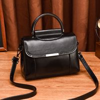 Women's Small All Seasons Pu Leather Basic Handbag sku image 1