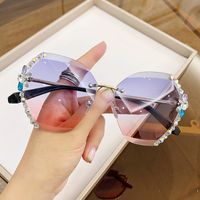 Fashion Gradient Color Resin Square Frameless Women's Sunglasses sku image 5