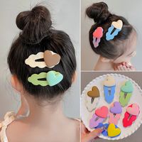 Niños Dulce Ondas Forma De Corazón Arílico Barniz De Estufa Pinza Para El Cabello main image 1