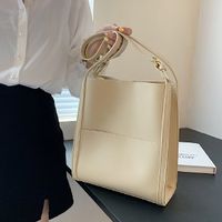 Women's All Seasons Pu Leather Solid Color Basic Square Magnetic Buckle Tote Bag sku image 4