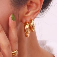 1 Pair Retro C Shape Twist Plating Stainless Steel 18k Gold Plated Ear Studs main image 2