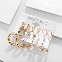1 Set Simple Style Round Alloy Plating Inlay Rhinestones Pearl Gold Plated Women's Drop Earrings Earrings Ear Studs main image 3