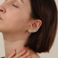 1 Piece Elegant Shiny Leaf Copper Plating Inlay Zircon 18k Gold Plated Ear Clips main image 2
