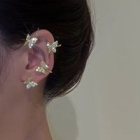 1 Piece Simple Style Butterfly Plating Alloy Rhinestones Ear Cuffs main image 3