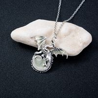 1 Piece Fashion Dragon Alloy Plating Silver Plated Women's Pendant Necklace main image 3