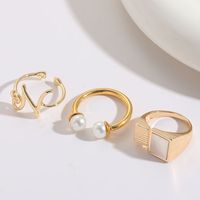 1 Piece Classic Style Letter Square Copper Asymmetrical Plating Inlay Pearl Shell 14k Gold Plated Rings main image 1