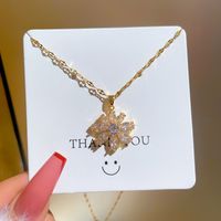 Titanium Steel Copper Fashion Inlay Flower Zircon Pendant Necklace main image 4