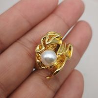1 Piece Fashion Flower Brass Inlay Pearl Rings main image 3