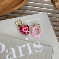 1 Pair Fashion Heart Shape Resin Asymmetrical Beaded Women's Drop Earrings main image 5