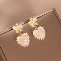 1 Pair Sweet Heart Shape Flower Inlay Alloy Artificial Pearls Zircon Drop Earrings main image 3