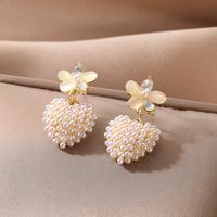 1 Pair Sweet Heart Shape Flower Inlay Alloy Artificial Pearls Zircon Drop Earrings sku image 1