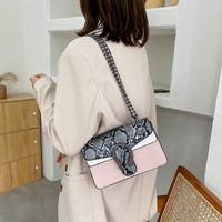 Women's Small Pu Leather Solid Color Vintage Style Square Magnetic Buckle Crossbody Bag main image 3