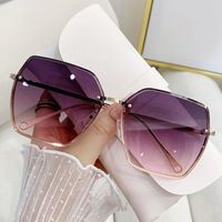 Fashion Gradient Color Pc Polygon Frameless Women's Sunglasses sku image 1