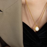 1 Stück Französische Art Oval Titan Stahl Überzug Inlay Künstliche Perlen Glasstein Halskette Mit Anhänger sku image 1