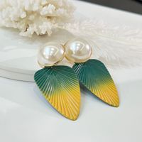 1 Pair Lady Flower Alloy Plating Inlay Artificial Pearls Women's Drop Earrings sku image 2