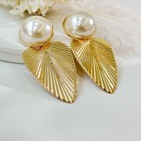 1 Pair Lady Flower Alloy Plating Inlay Artificial Pearls Women's Drop Earrings sku image 5