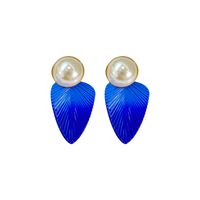 1 Pair Lady Flower Alloy Plating Inlay Artificial Pearls Women's Drop Earrings main image 2