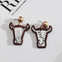 1 Pair Hip-hop Bull Head Leopard Pu Leather Wood Women's Drop Earrings main image 5