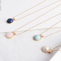 Retro Round Alloy Inlay Natural Stone Women's Pendant Necklace main image 3