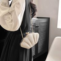 Women's Small Pu Leather Solid Color Streetwear Shell Lock Clasp Crossbody Bag Dome Bag Chain Bag main image 4