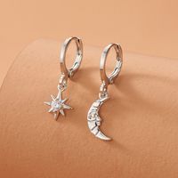 1 Pair Casual Star Moon Copper Inlay Zircon 18k Gold Plated Drop Earrings main image 4