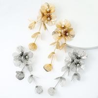 Wholesale Jewelry 1 Pair Elegant Flower Alloy Artificial Diamond Drop Earrings main image 1