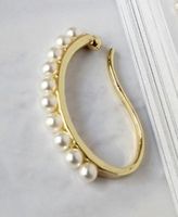 1 Pieza Estilo Simple Color Sólido Aleación De Zinc Enchapado Embutido Perlas Artificiales Mujeres Pinzas Para Las Orejas sku image 1