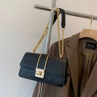 Women's Pu Leather Solid Color Vintage Style Square Magnetic Buckle Shoulder Bag Square Bag Chain Bag sku image 5