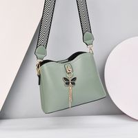 Women's Pu Leather Solid Color Butterfly Elegant Square Zipper Shoulder Bag Crossbody Bag Square Bag main image 3
