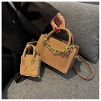 Women's Small Pu Leather Solid Color Streetwear Chain Square Zipper Crossbody Bag main image 3
